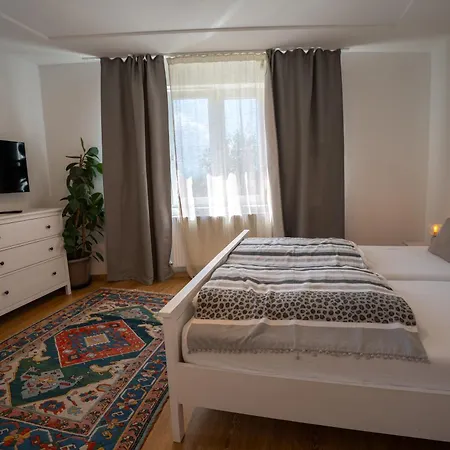 Khodai Graz
