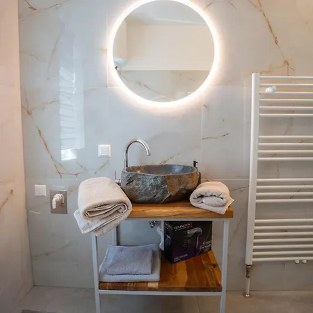Khodai Apartament