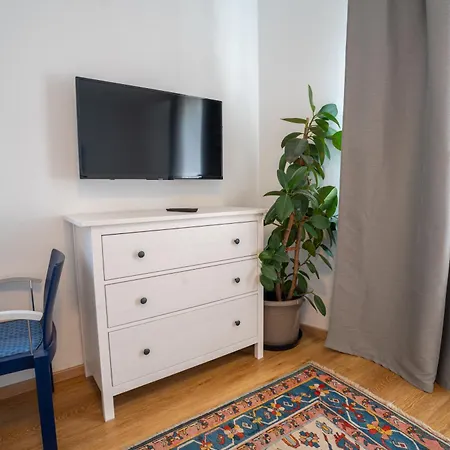 Khodai Apartament *