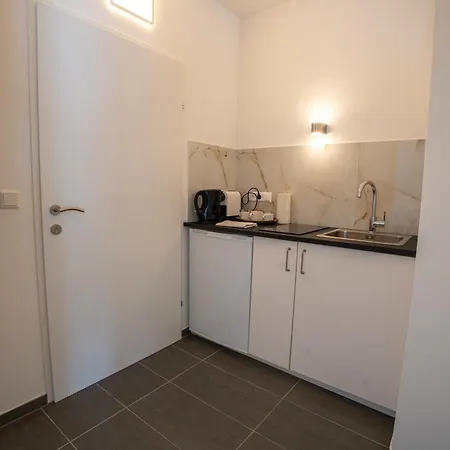Khodai Apartament *